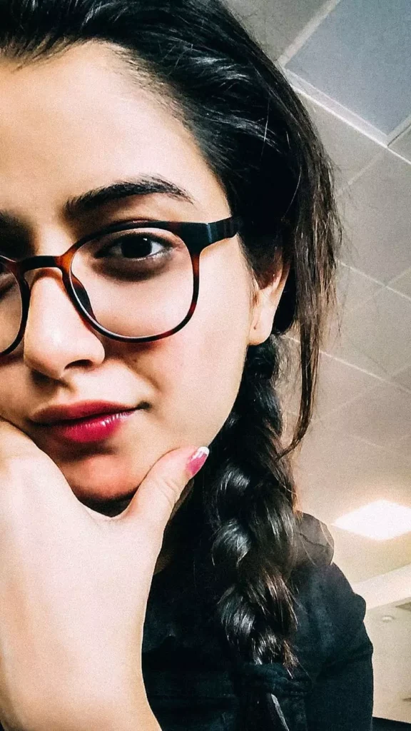Ashika Ranganath Images With sunglasses