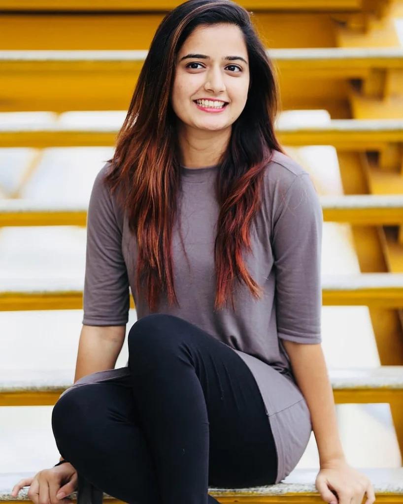 4k mobile wallpaper Ashika Ranganath images