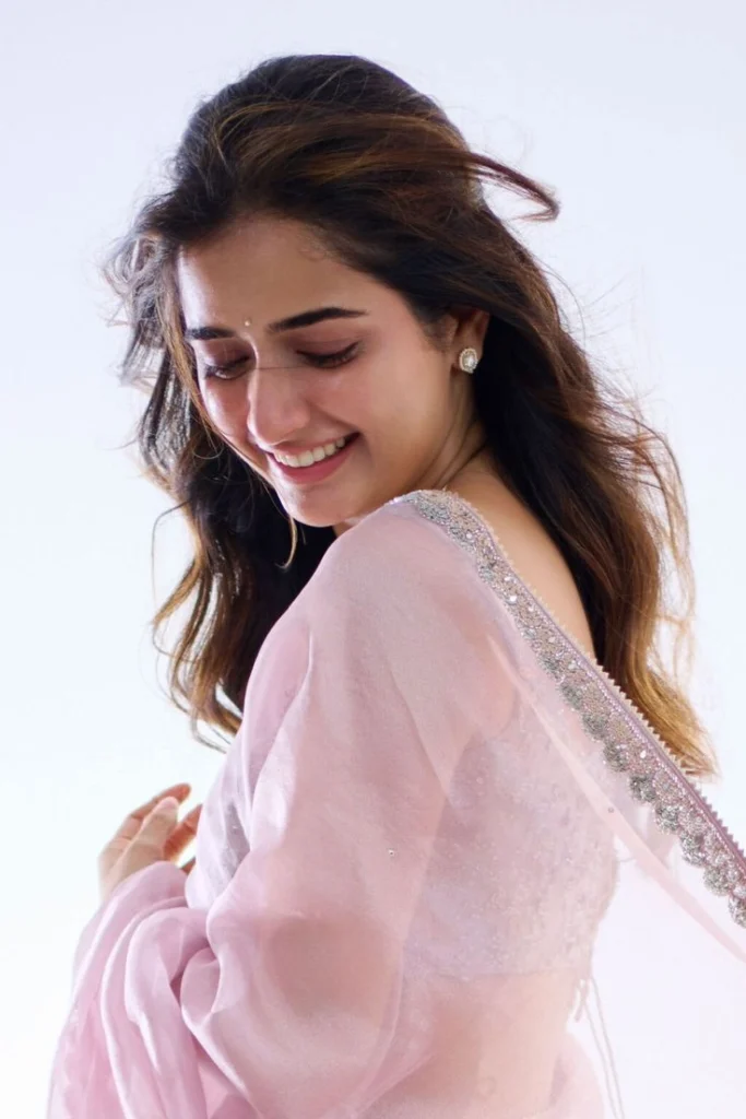 Ashika Ranganath looking very beautiful in pink saree